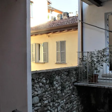 Casa Rosada Apartamento Como