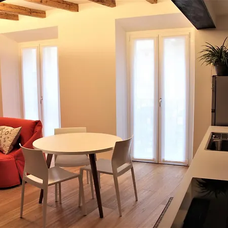 Casa Rosada Apartment *